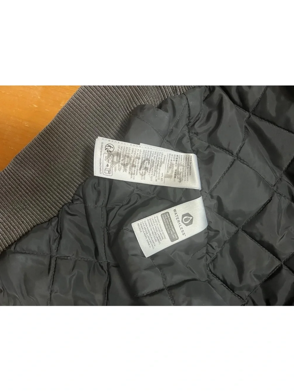 Levi’s Potrero Hood Denim Jacket Men XL Colorblock Black Blue Quilted Irregular